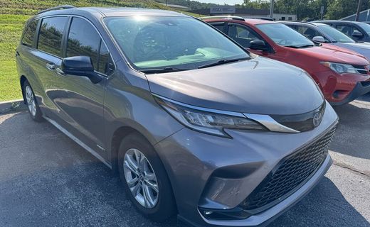 2021 Toyota Sienna XSE