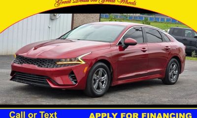 2022 Kia K5 LXS