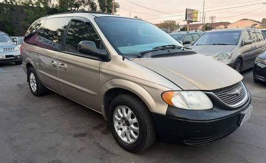 2002 Chrysler Town AND Country Touring