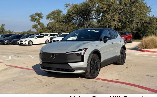 2026 Volvo EX30 CC Ultra