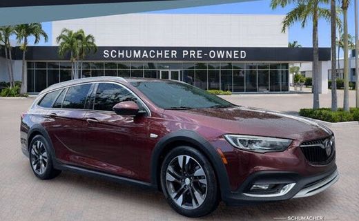 2020 Buick Regal Tourx Essence