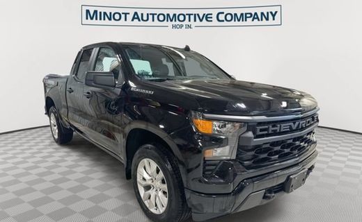 2023 Chevrolet Silverado Custom