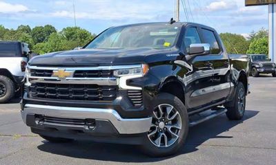 2022 Chevrolet Silverado LT