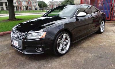 2011 Audi S5 Quattro Premium Plus