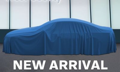 2024 Volvo XC40 Plus Dark