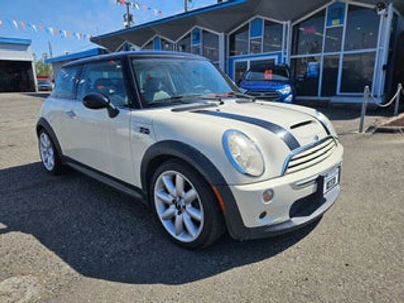 2004 Mini Cooper — a typically priced live listing