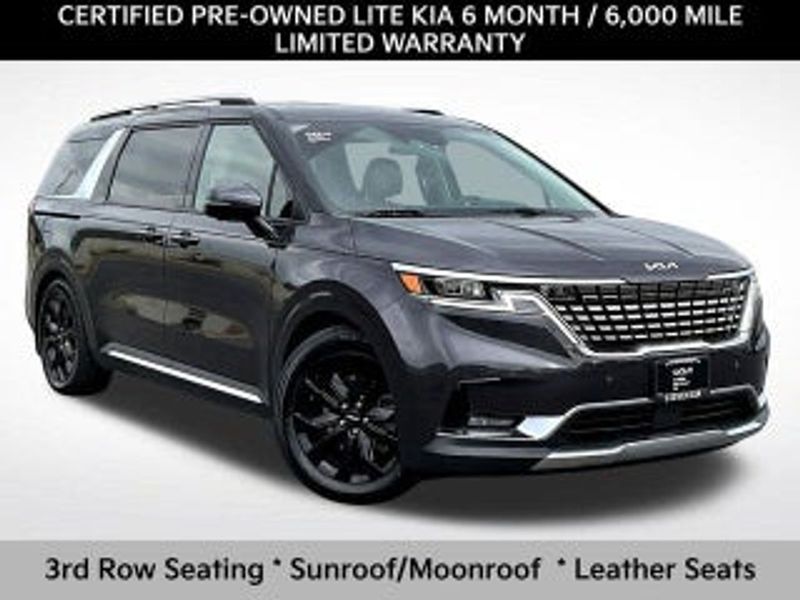2022 Kia Carnival — a typically priced live listing
