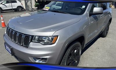 2017 Jeep Grand Cherokee Laredo