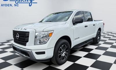 2024 Nissan Titan