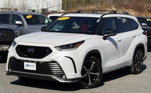2022 Toyota Highlander Platinum