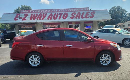2016 Nissan Versa SV