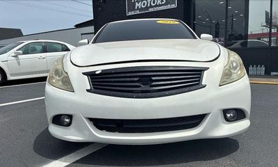 2010 Infiniti G37 Base