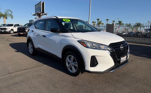 2025 Nissan Kicks Play S