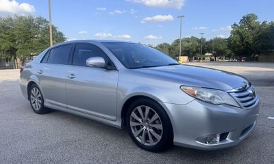 2011 Toyota Avalon Limited