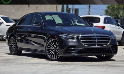 2022 Mercedes-Benz S-Class S500 4MATIC
