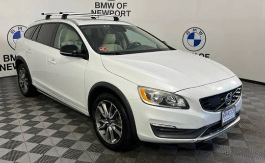 2015 Volvo V60CC Premier