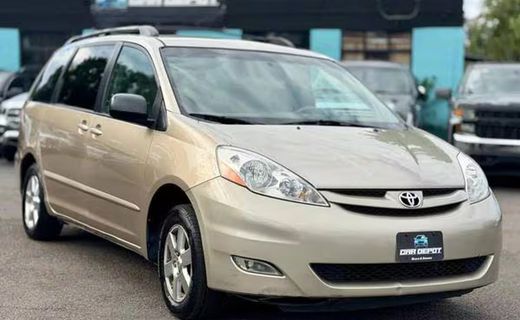 2007 Toyota Sienna XLE