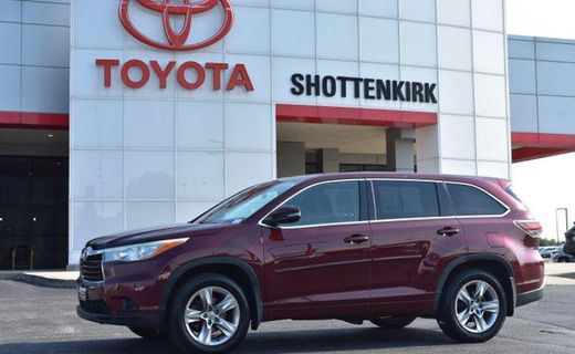 2016 Toyota Highlander Base