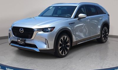 2024 Mazda CX-90 Premium Plus Package