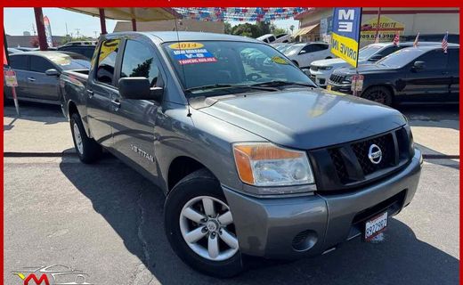 2014 Nissan Titan S