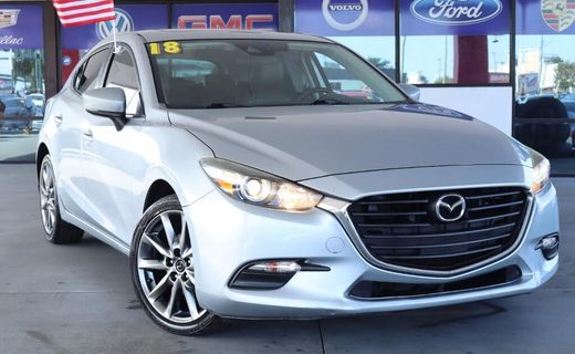 2018 Mazda MAZDA3 Touring