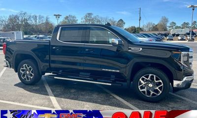 2026 GMC Sierra SLE