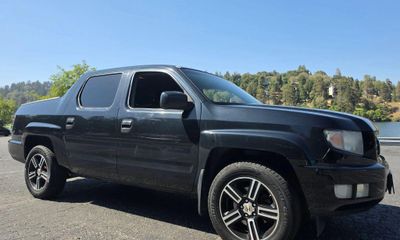 2012 Honda Ridgeline Sport