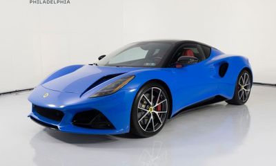 2024 Lotus Emira First Edition