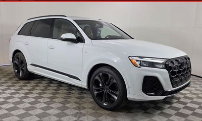 2026 Audi Q7 Quattro Premium Plus
