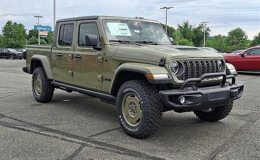 2026 Jeep Gladiator Sport