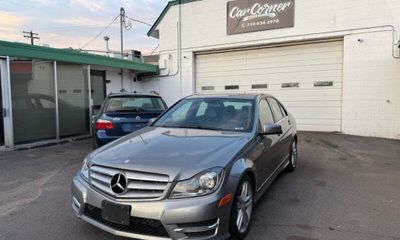 2013 Mercedes-Benz C-Class C300