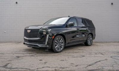 2023 Cadillac Escalade Sport Platinum