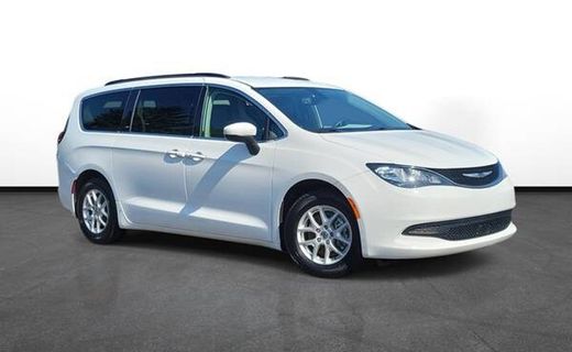 2021 Chrysler Voyager LXI