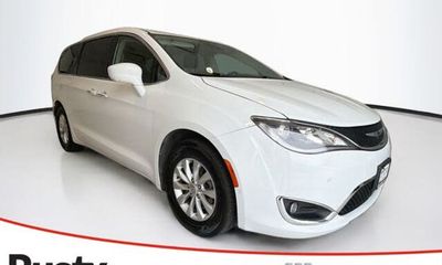2019 Chrysler Pacifica Touring Plus
