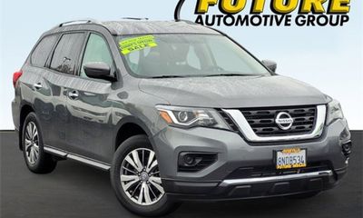2019 Nissan Pathfinder S