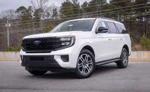 2026 Ford Expedition Active