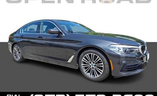 2019 BMW 530E