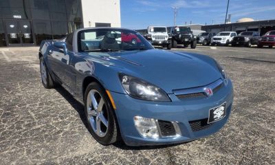 2008 Saturn SKY RED Line