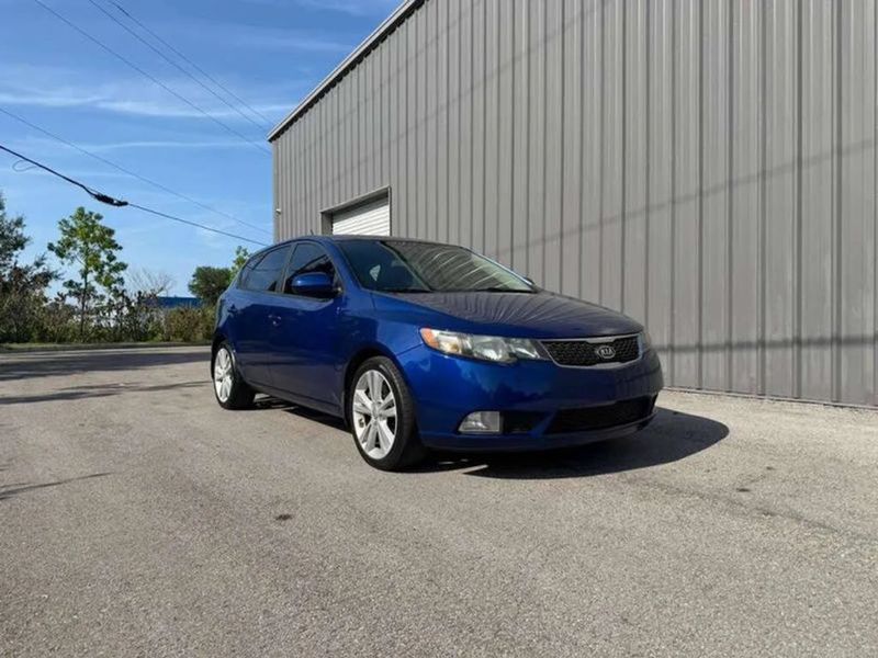2011 Kia Forte — a typically priced live listing