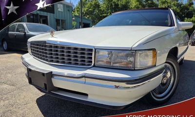 1995 Cadillac Deville Base