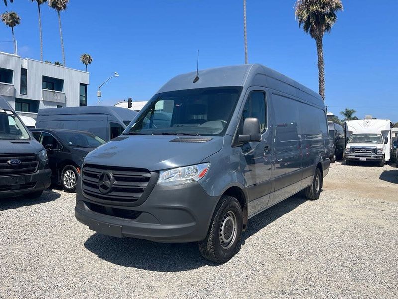 2019 Mercedes-Benz Sprinter — a typically priced live listing