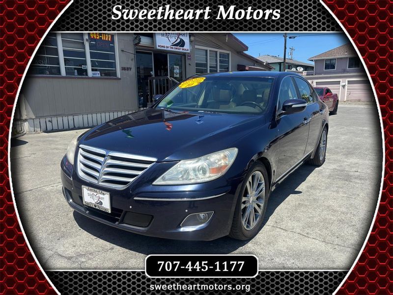 2010 Hyundai Genesis — a typically priced live listing