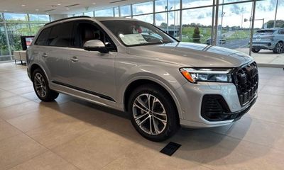 2026 Audi Q7 Quattro Premium Plus