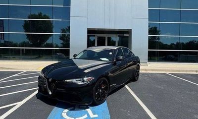 2018 Alfa Romeo Giulia 952