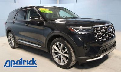 2025 Ford Explorer Platinum