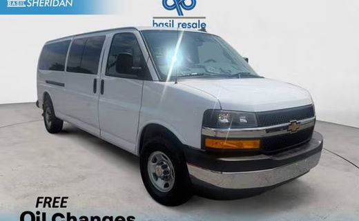 2025 Chevrolet Express LT EXT