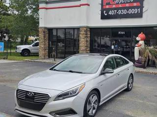 2016 Hyundai Sonata GLS Middle