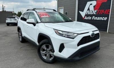 2024 Toyota RAV4 XLE Premium