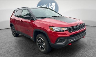 2025 Jeep Compass Trailhawk
