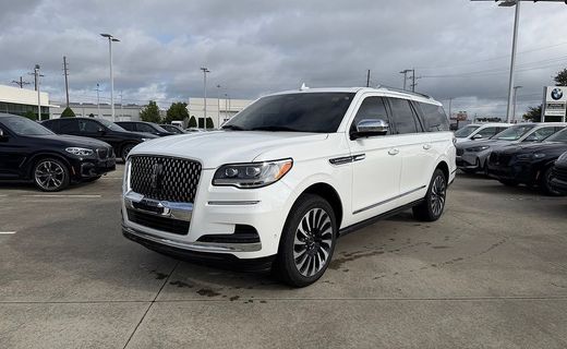 2022 Lincoln Navigator L BL